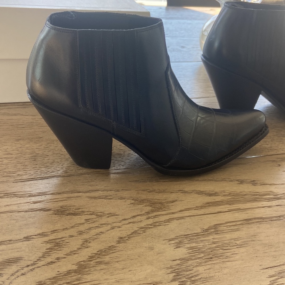 Celine Western Booties brand new size 38 - Picture 10 of 11